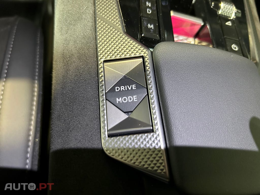 DS DS4 1.2 PureTech Performance Line EAT8