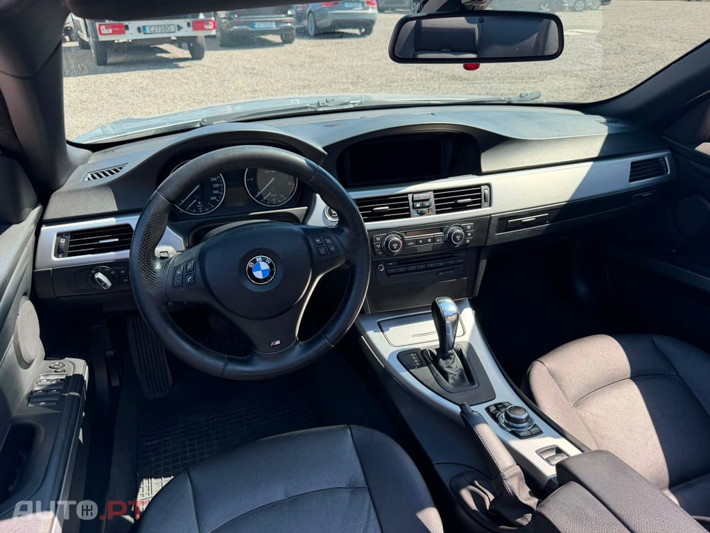 BMW 320 d Auto