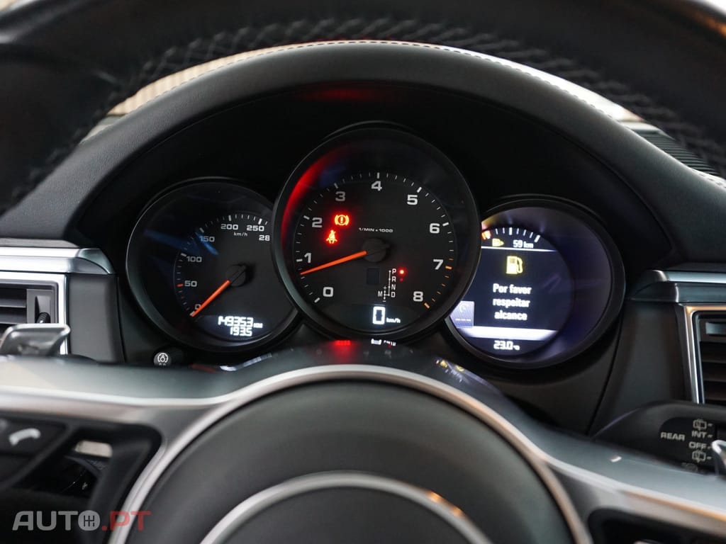 Porsche Macan PDK