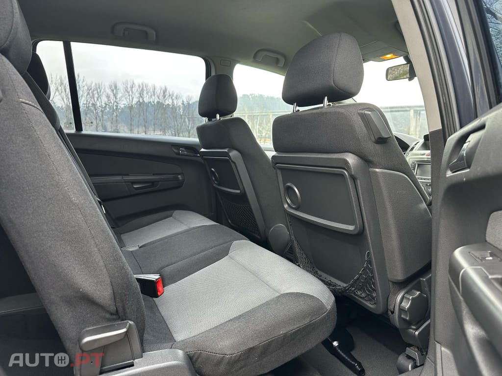 Opel Zafira 1.9 CDTi Enjoy