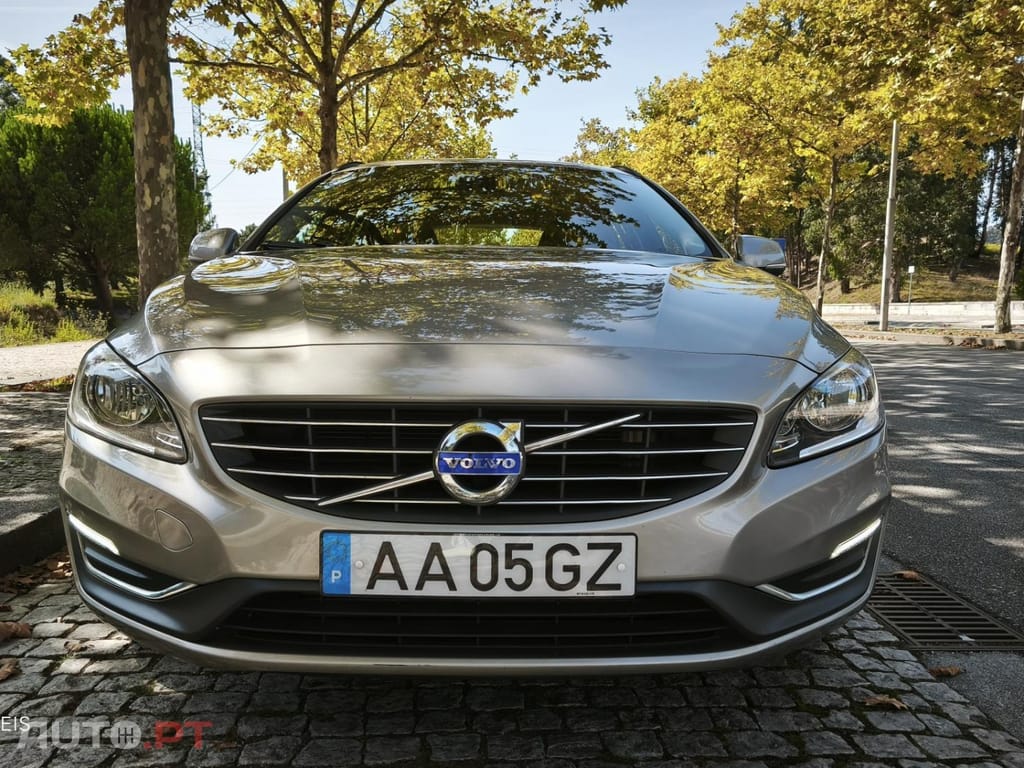 Volvo V60 1.6 D2 Summum Eco