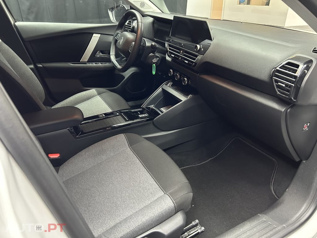 Citroen C4 1.2 PureTech Feel Pack EAT8