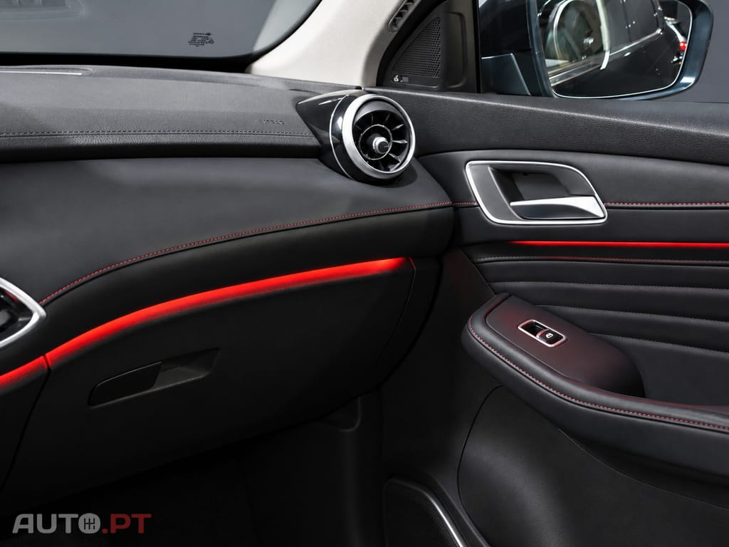 MG EHS 1.5 T-GDI Plug-in Hybrid Luxury