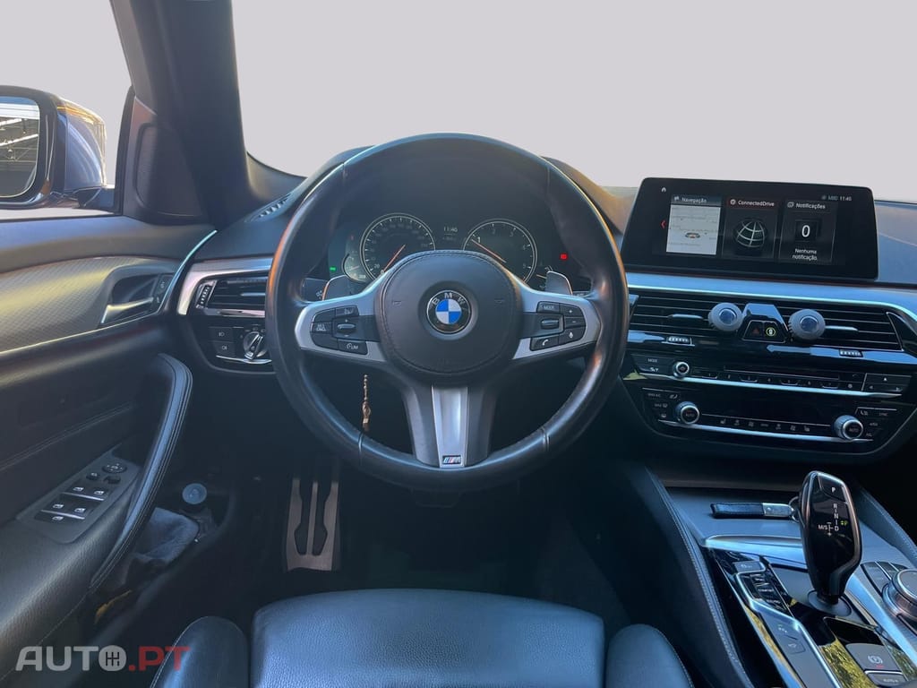 BMW 520 D xDRIVE PACK M 