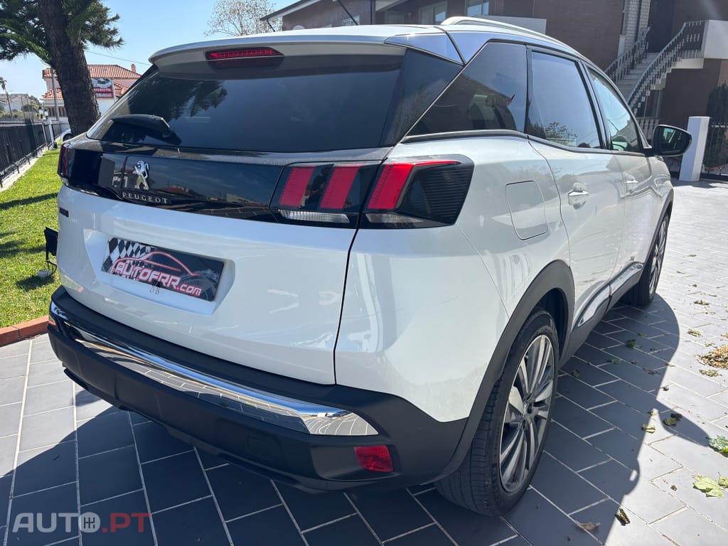 Peugeot 3008 1.5 BlueHDi Crossway