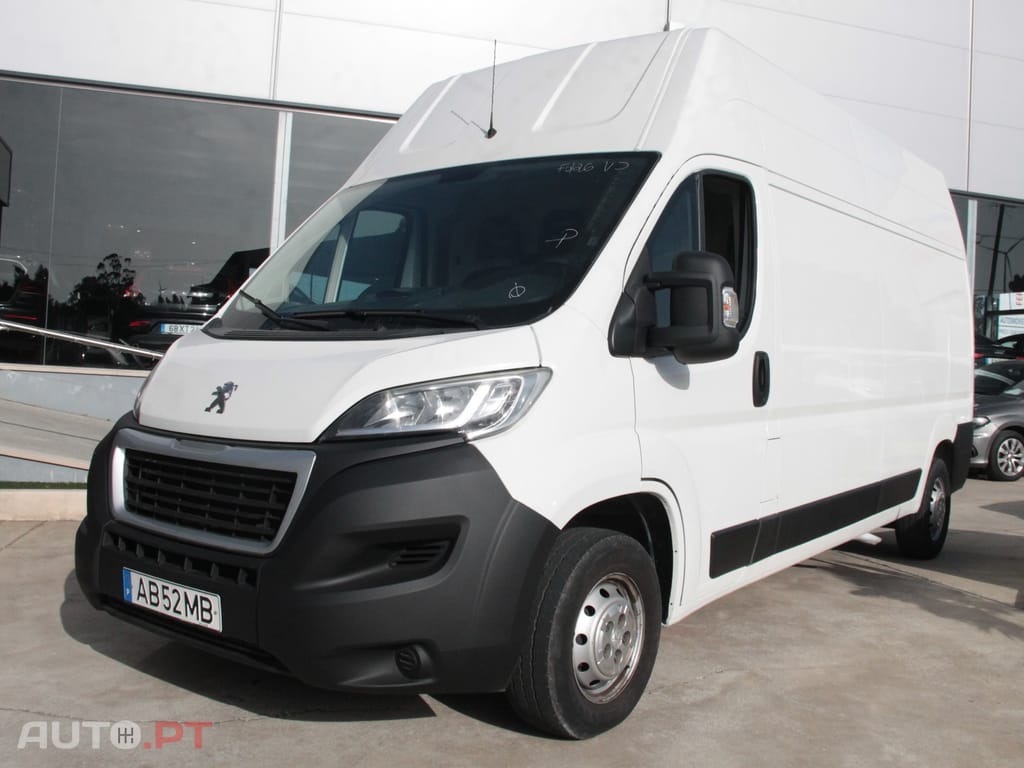 Peugeot Boxer 2.2 BlueHDi 330 L1H1 Pro