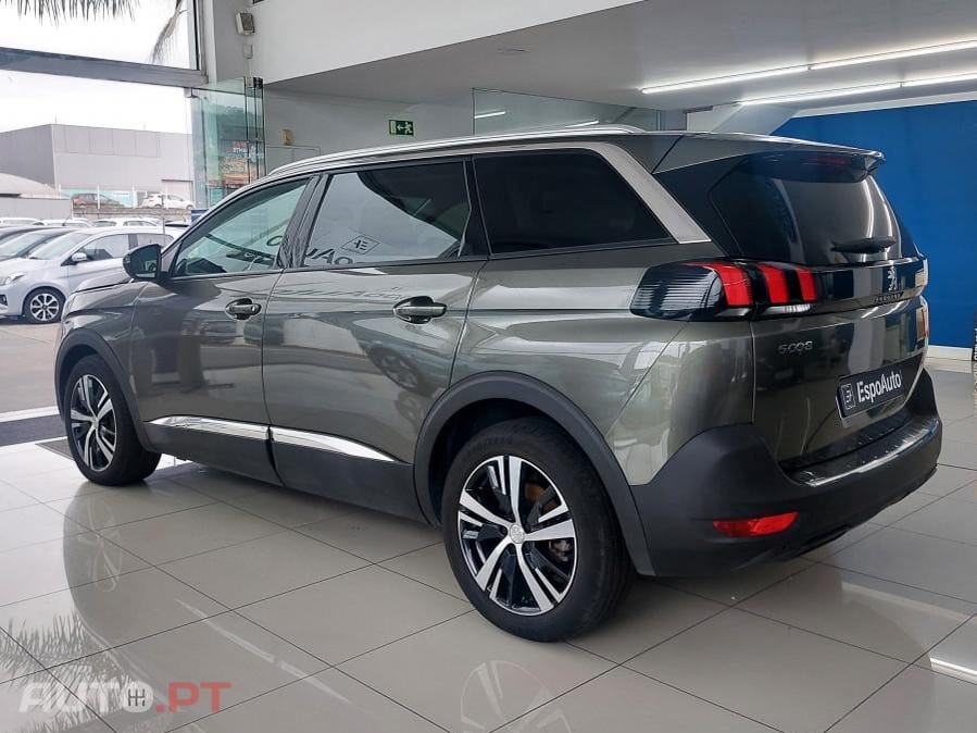 Peugeot 5008 1.5 BlueHDi Allure EAT8