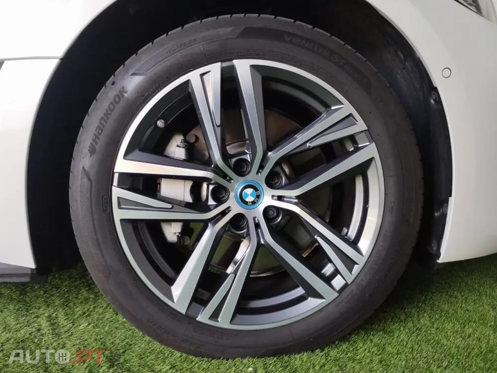 BMW i4 eDrive 35