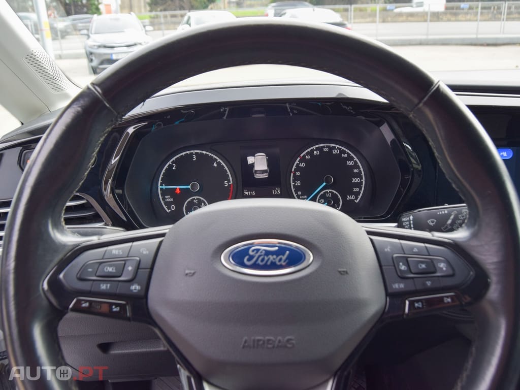 Ford Tourneo 2.0 TDCi Titanium 5 lugares