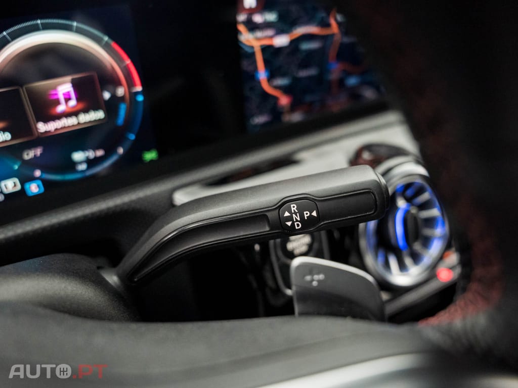 Mercedes-Benz CLA 250 e Shooting Brake AMG Line