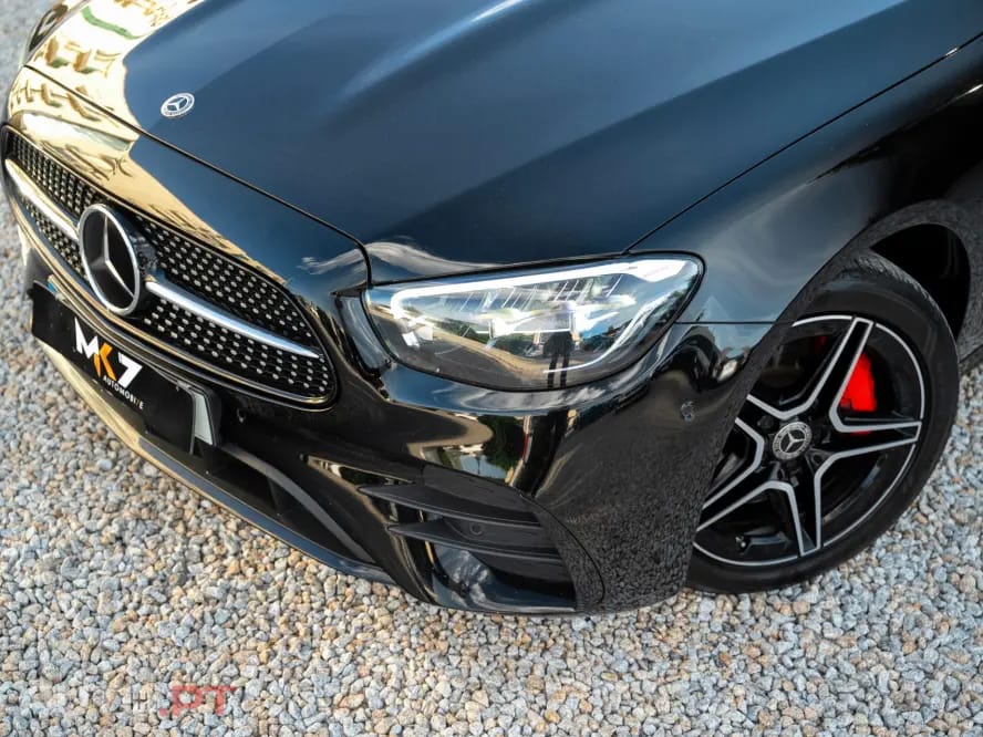 Mercedes-Benz E 300 de 4Matic 9G-TRONIC AMG Line