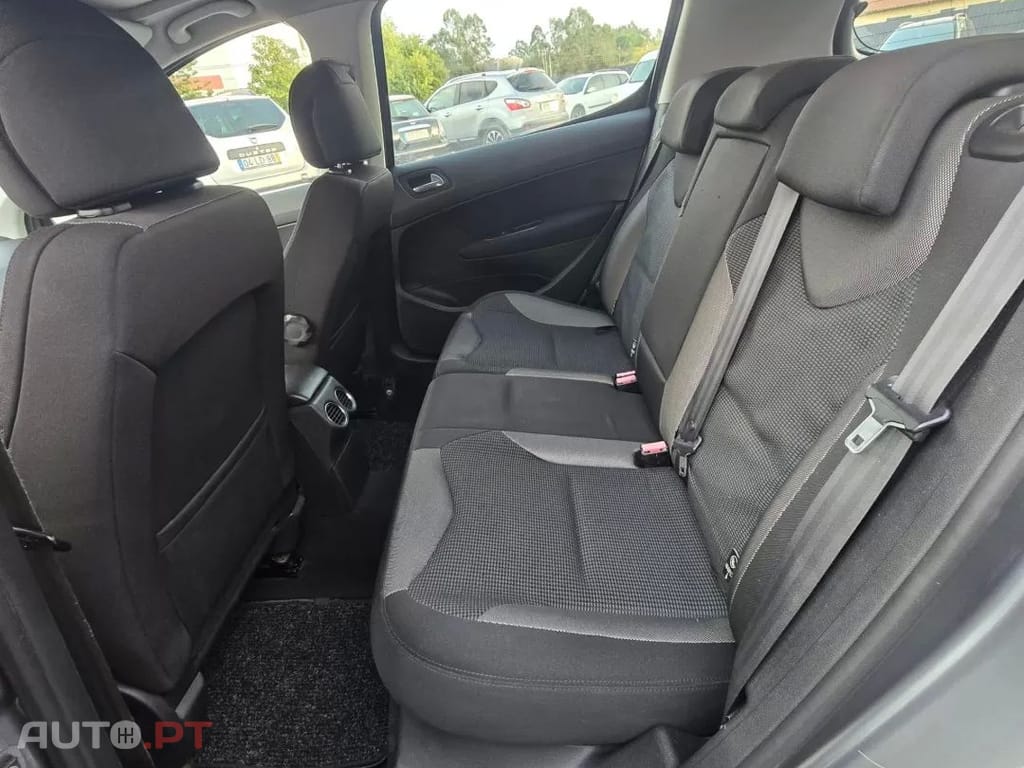 Peugeot 308 1.6 HDi Executive