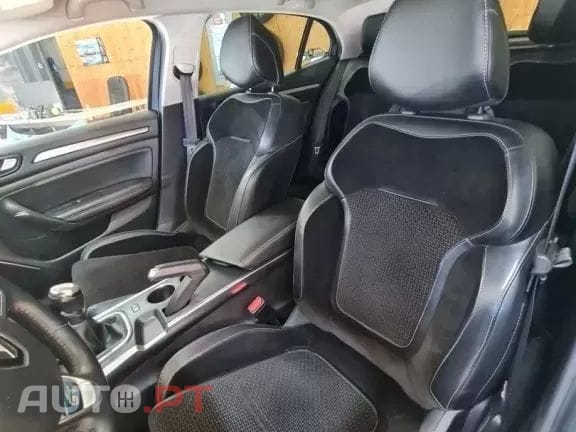 Renault Mégane 1.2 TCE INTENSE