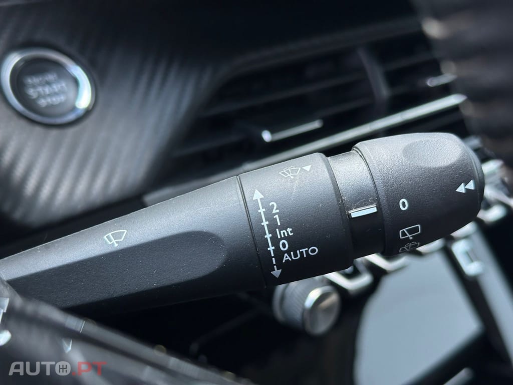 Peugeot 2008 PureTech 100 Allure