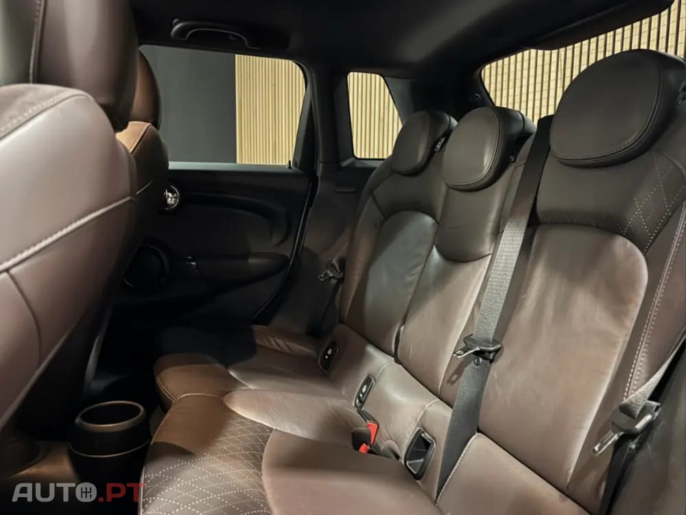 MINI Cooper Cooper D Aut. 60 Years Chili