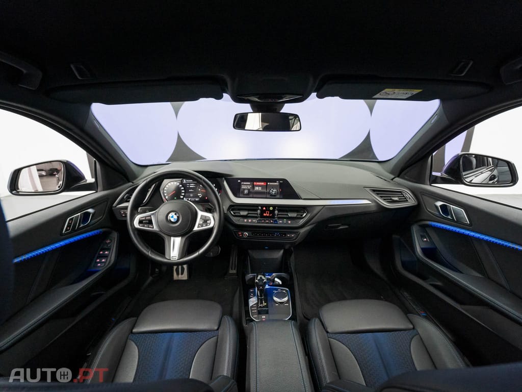 BMW 118 i Pack Desportivo M Auto