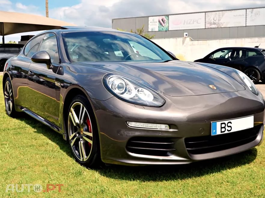 Porsche Panamera Platinum Edition