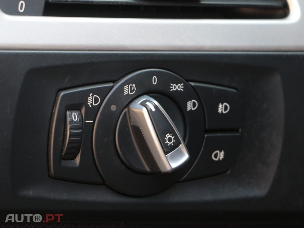 BMW 320 d Touring Navigation Sport