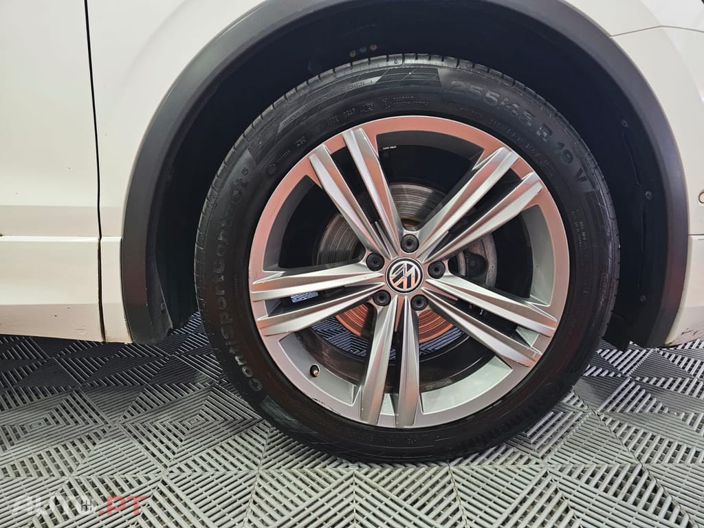 Volkswagen Tiguan 2.0 TDI R-Line DSG