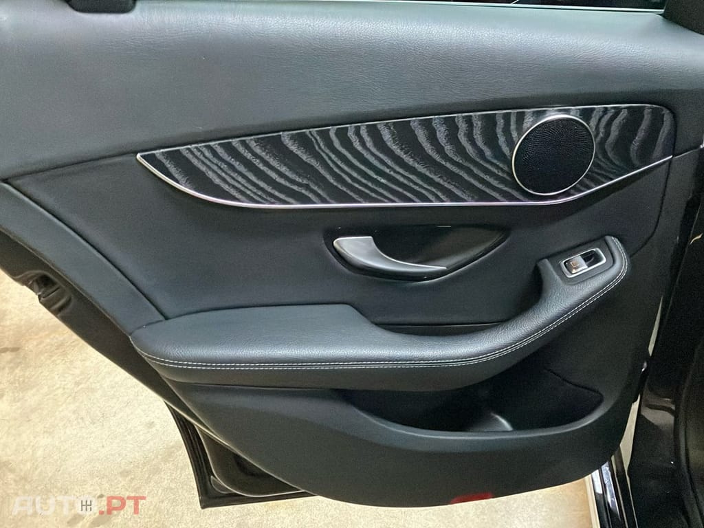 Mercedes-Benz C 300 de Avantgarde