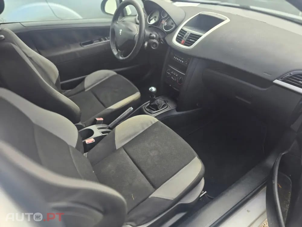 Peugeot 207 1.4 HDi Active
