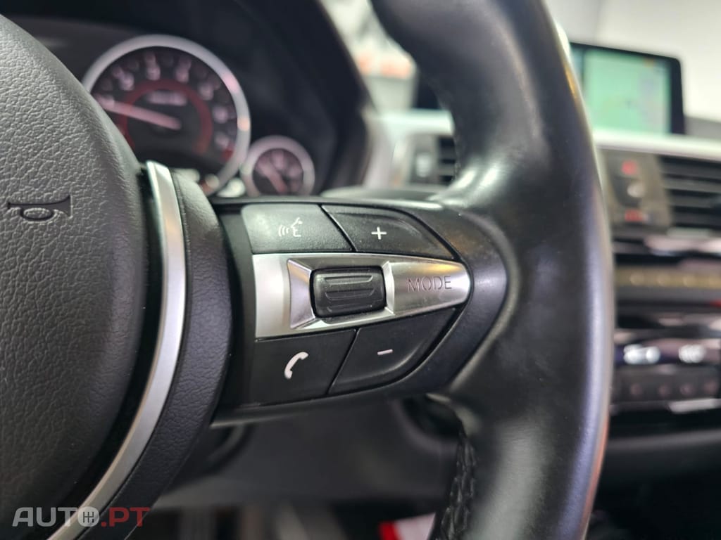 BMW 330 iPerformance Pack M