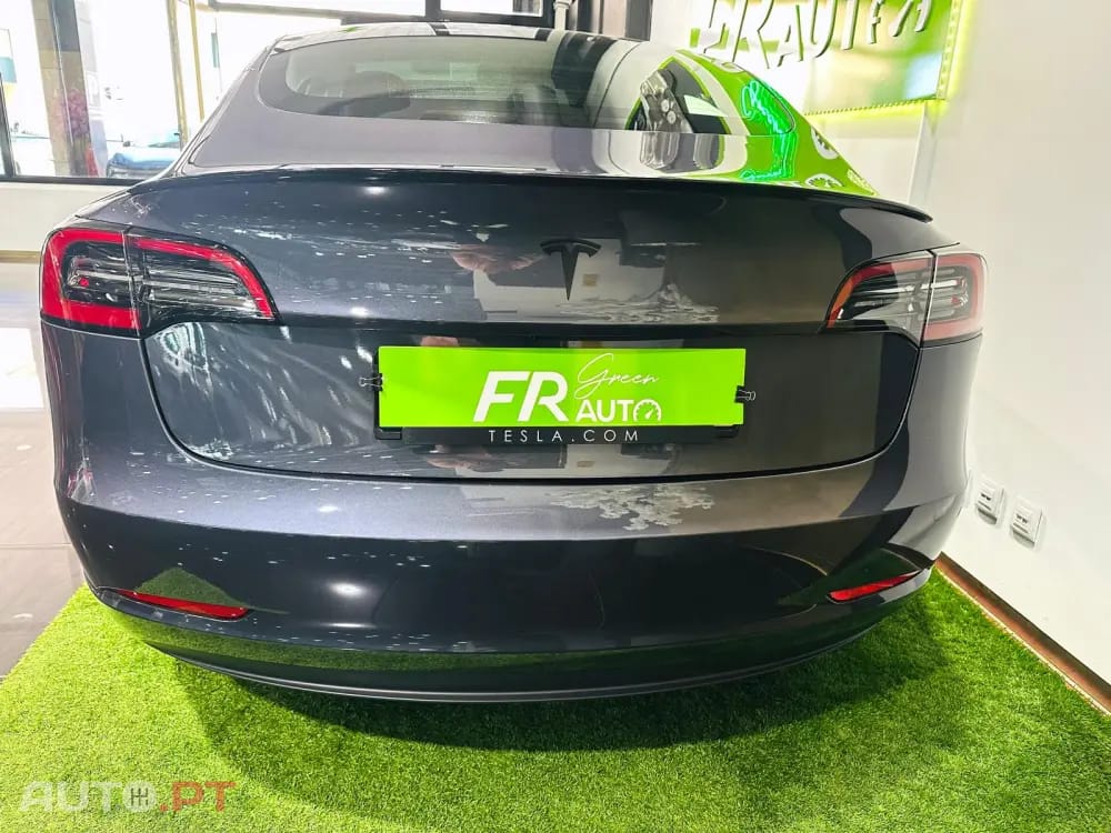 Tesla Model 3 Standard RWD Plus