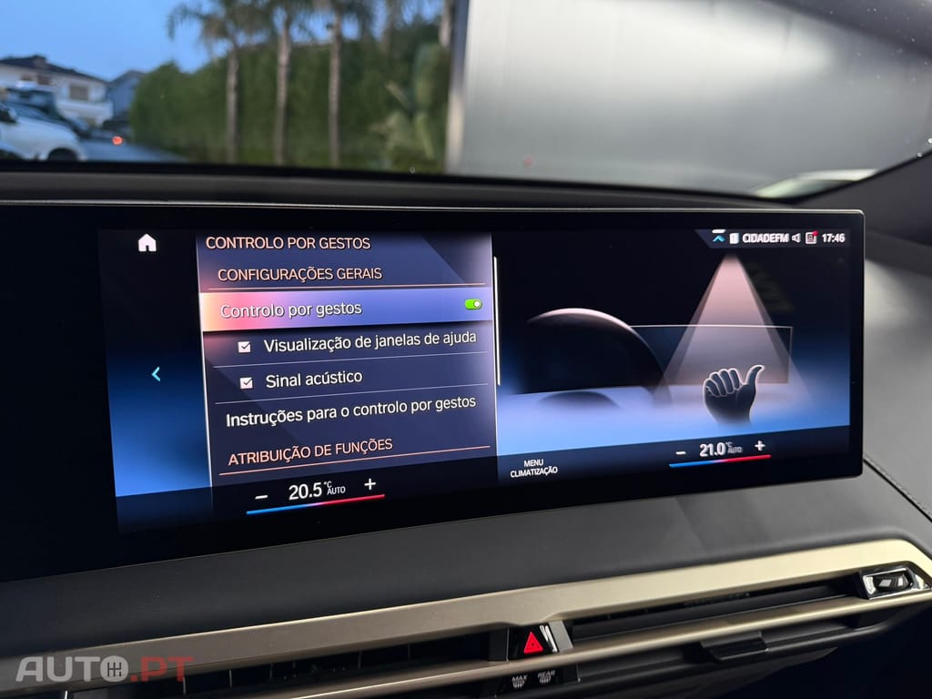 BMW iX xDrive 40 Pack Desportivo