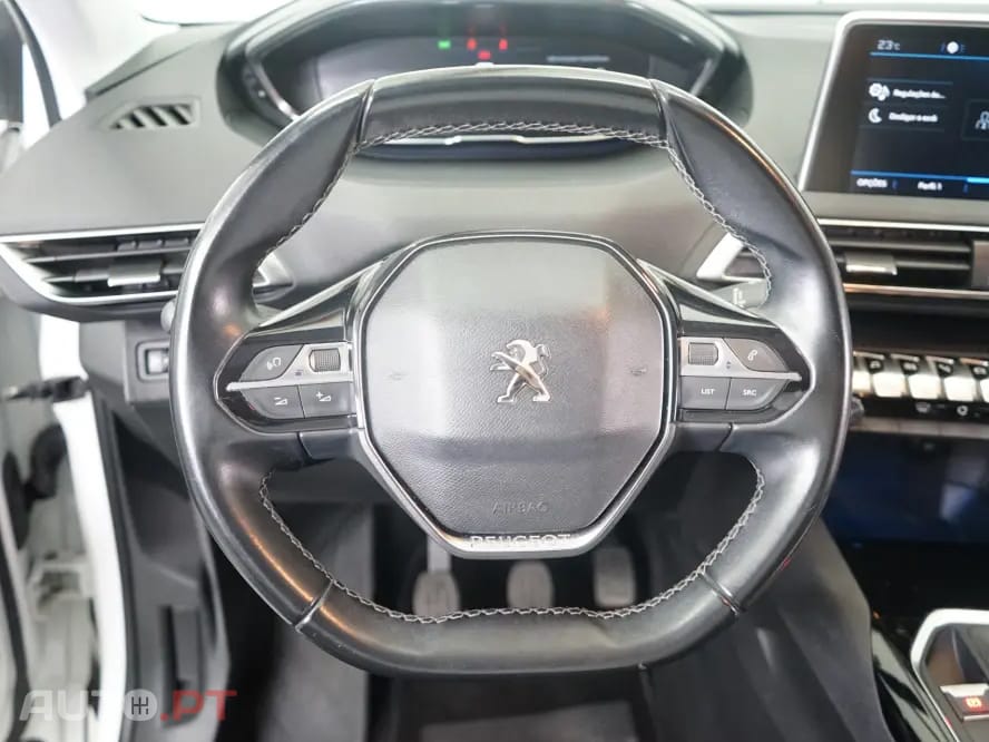 Peugeot 3008 1.2 PureTech Allure Pack