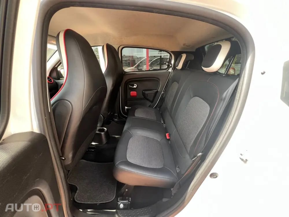 Renault Twingo 0.9 TCe Sport EDC