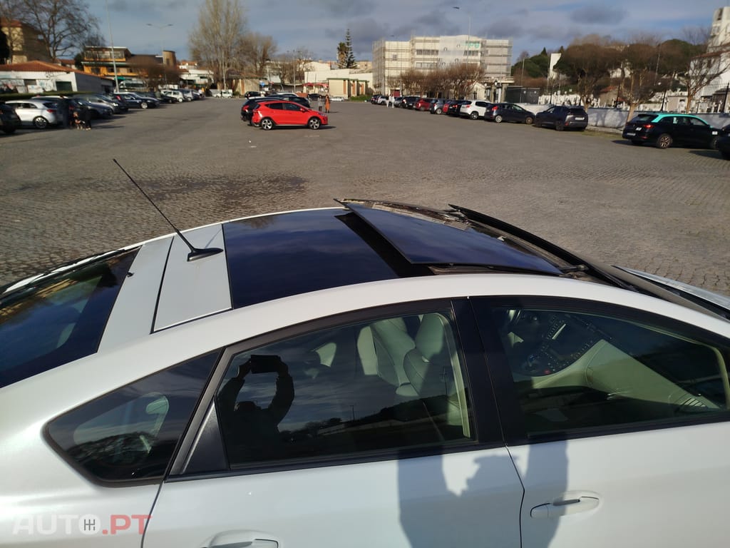 Toyota Prius Luxury