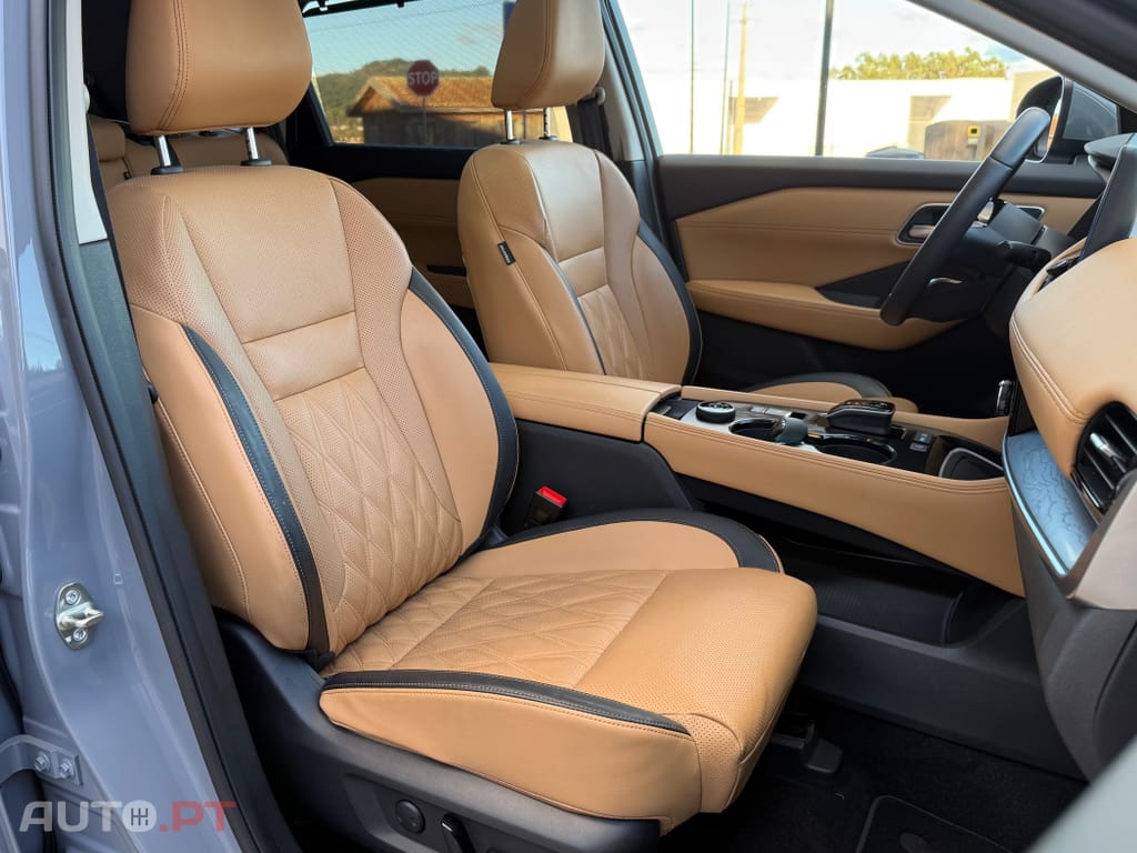 Nissan X-Trail 1.5 e-Power Tekna+ 7L e-4force