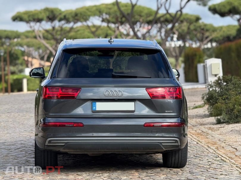 Audi Q7 3.0 TDi E-tron quattro S-line Tiptronic