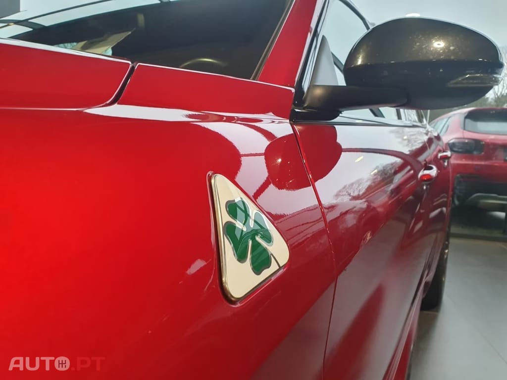 Alfa Romeo Giulia 2.9 Bi-Turbo Quadrifoglio AT8