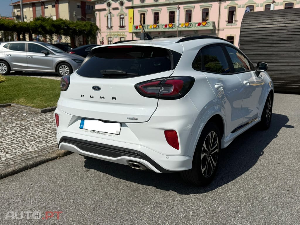 Ford Puma 1.0 EcoBoost MHEV ST-Line