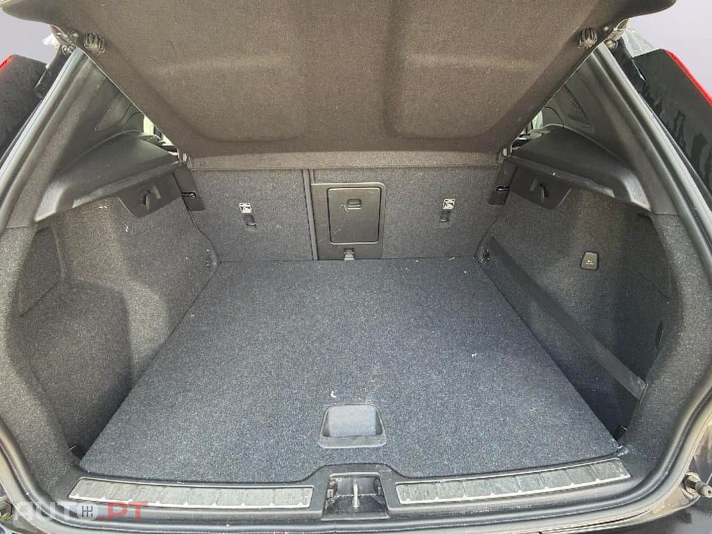 Volvo XC40 2.0 D3 R-Design Geartronic