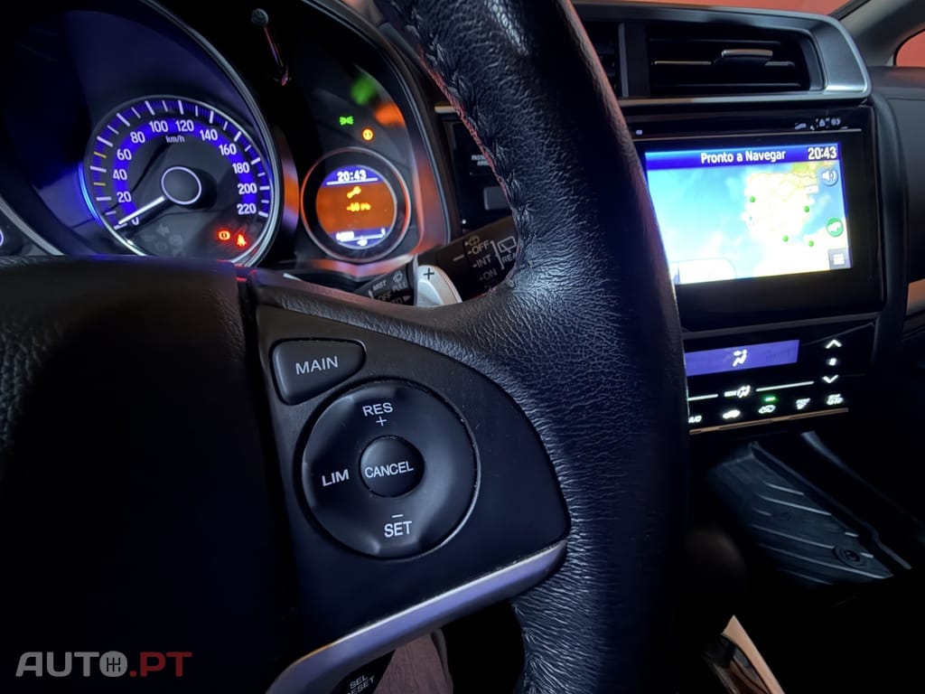 Honda Jazz 1.3 I-VTEC Comfort +Connect. Navi CVT