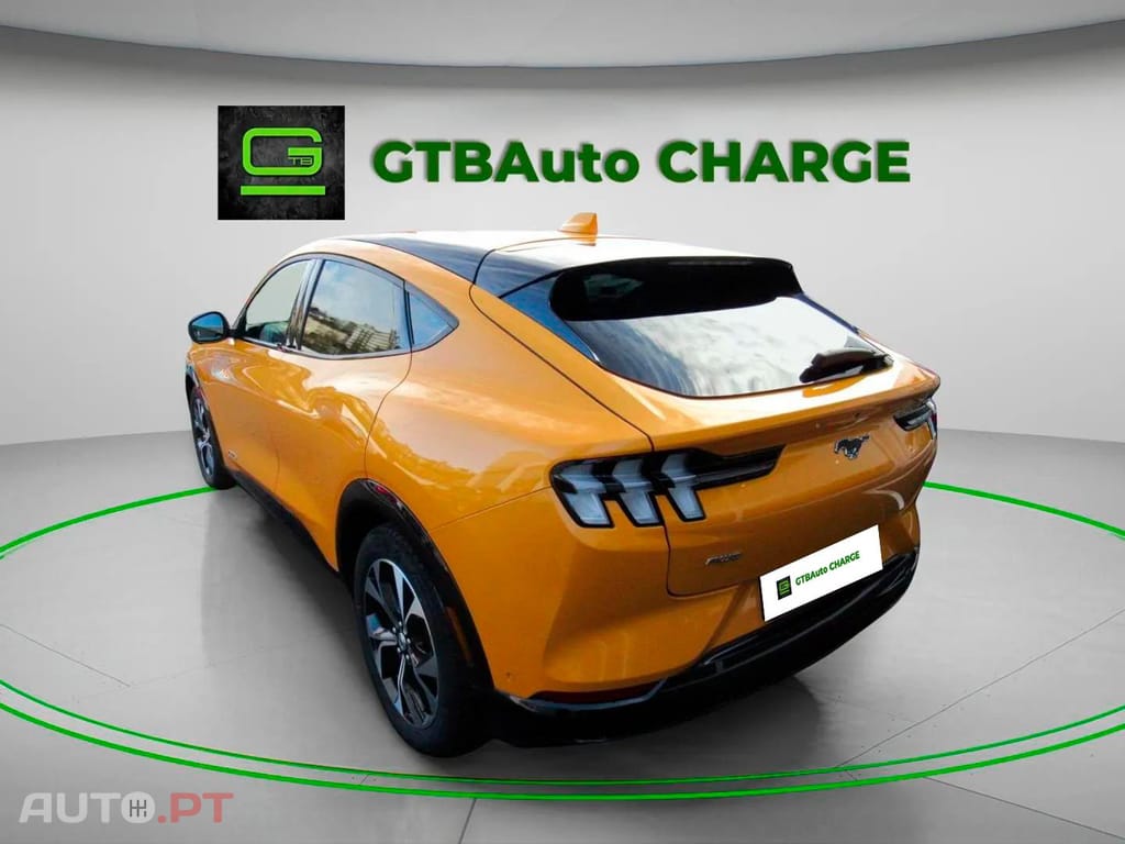 Ford Mustang Mach-E I.V.A DEDUTÍVEL AWD 