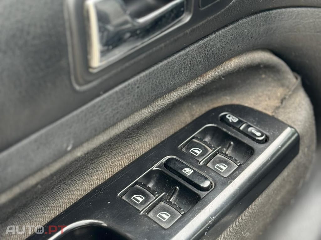 Volkswagen Golf 1.9 TDi Highline