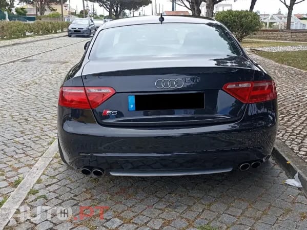 Audi S5 4.2 V8 TFSI QUATTRO