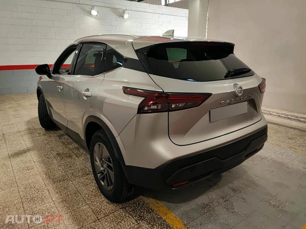 Nissan Qashqai 1.3 DIG-T N-Connecta 