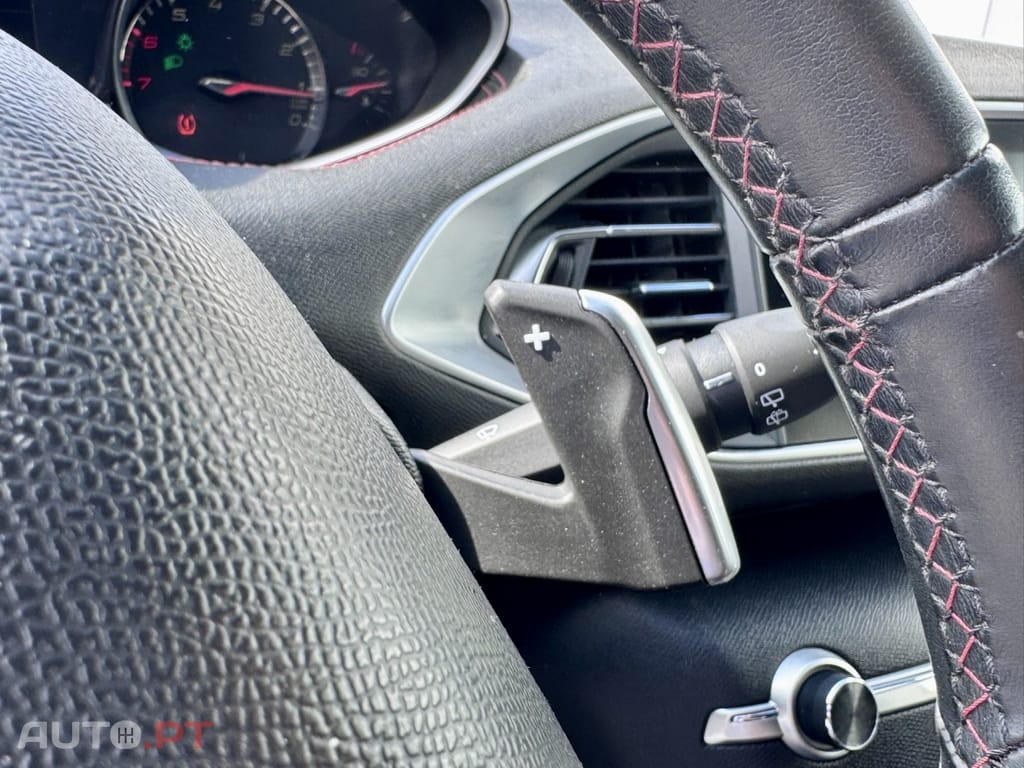 Peugeot 308 1.2 PureTech GT Line EAT8