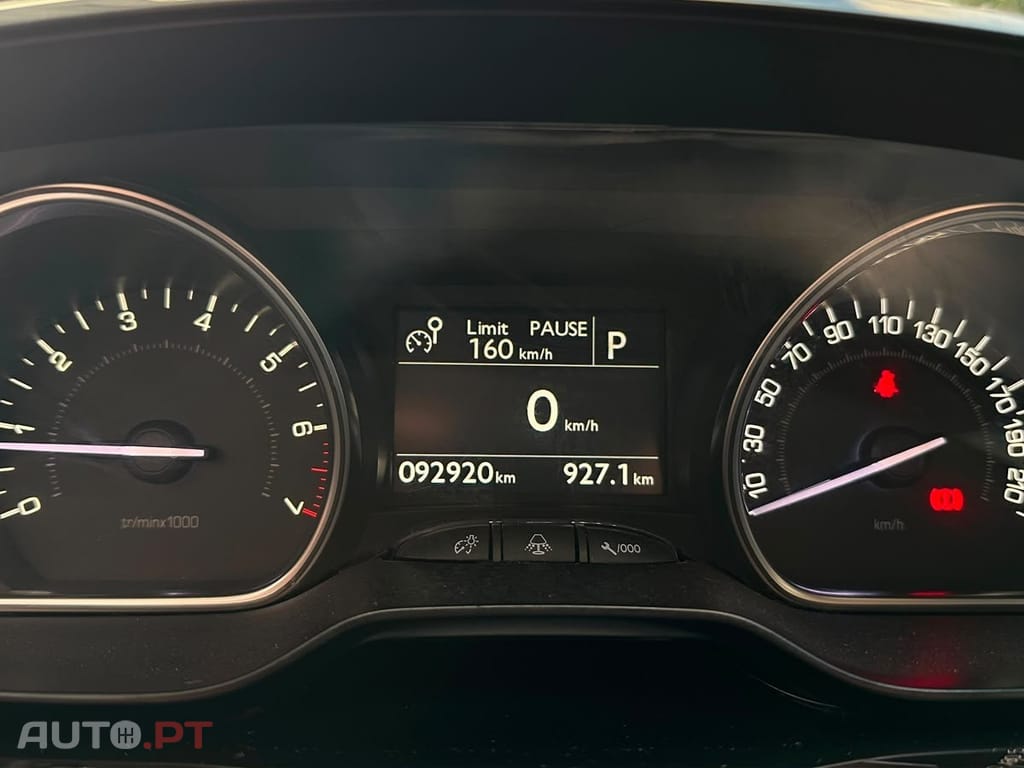 Peugeot 2008 1.2 PureTech Allure EAT6
