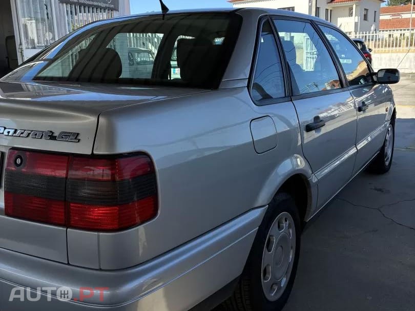 Volkswagen Passat 1.6 Confortline Plus