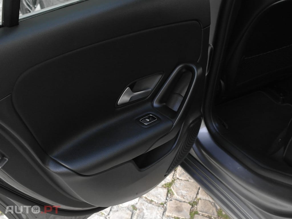 Mercedes-Benz A 180 d Progressive