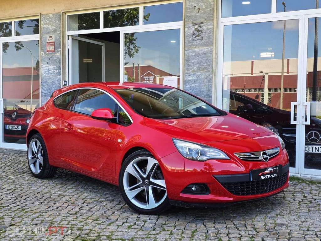 Opel Astra GTC 1.7 CDTi S/S J19