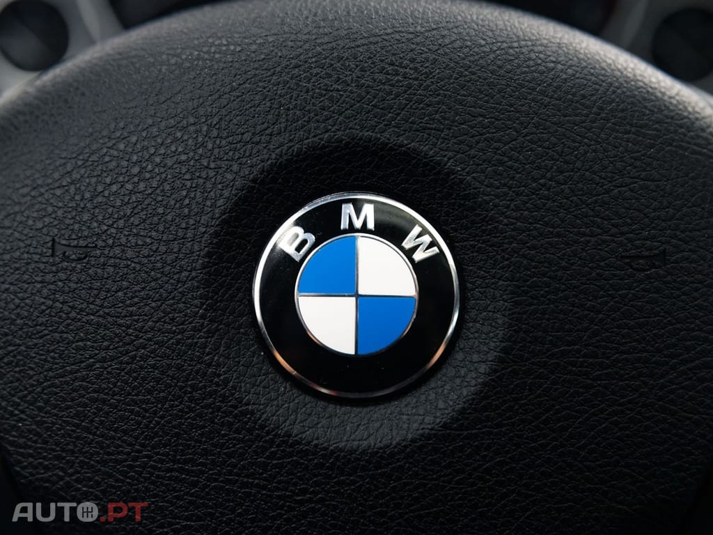 BMW 320 d Auto