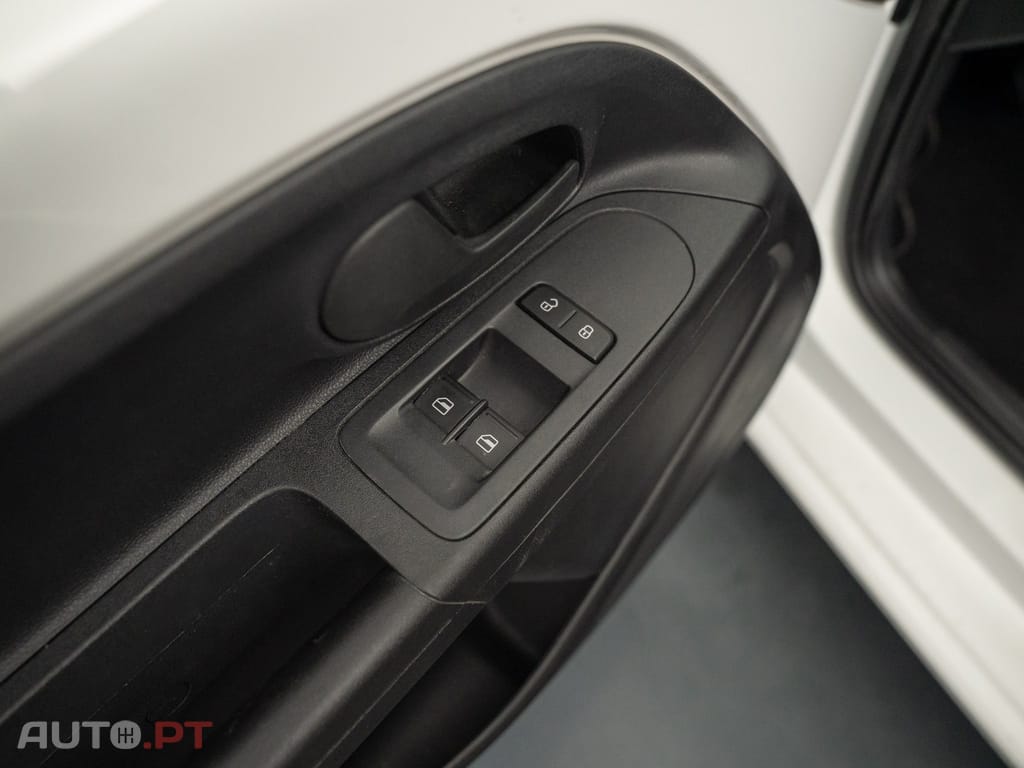 Volkswagen e-Up Standard
