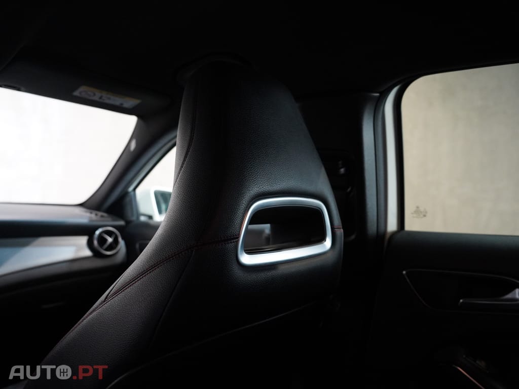 Mercedes-Benz GLA 180 CDi AMG Line