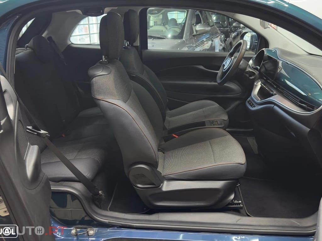 Fiat 500e 42 kWh Icon